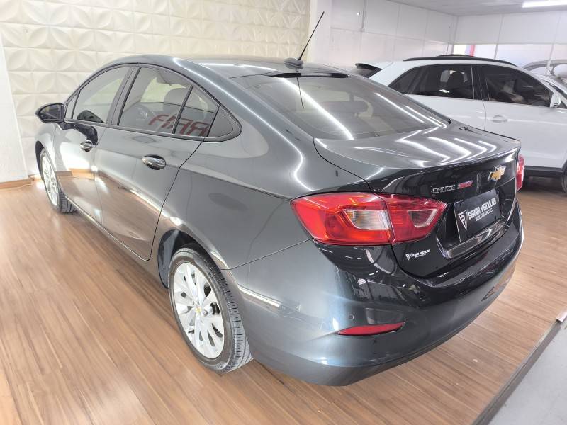 CHEVROLET - CRUZE - 2018/2019 - Azul - R$ 86.900,00