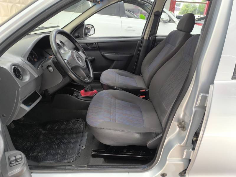 CHEVROLET - CELTA - 2010/2010 - Prata - R$ 27.900,00