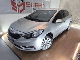 KIA MOTORS - CERATO - 2013/2014 - Prata - R$ 60.900,00
