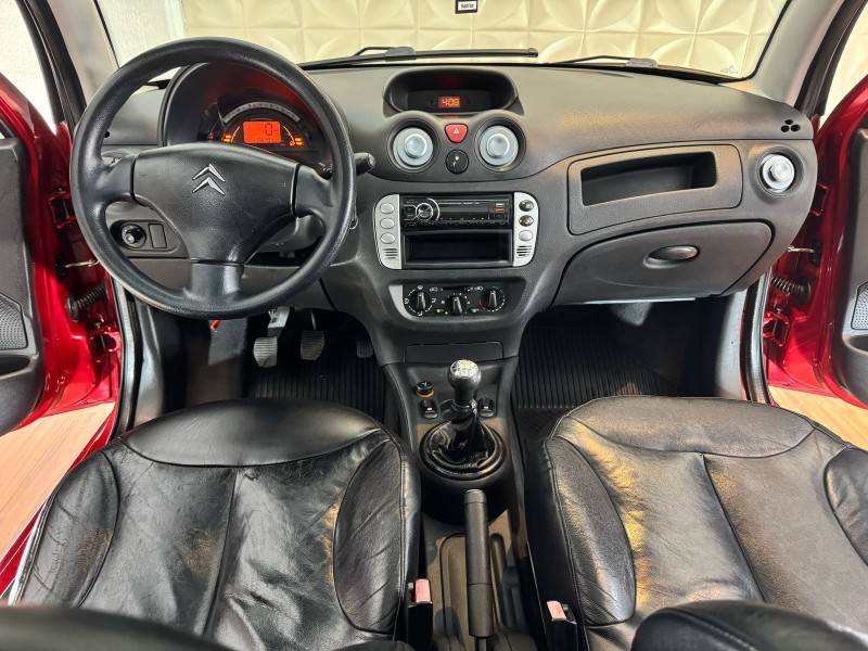 CITROËN - C3 - 2011/2012 - Vermelha - R$ 27.900,00