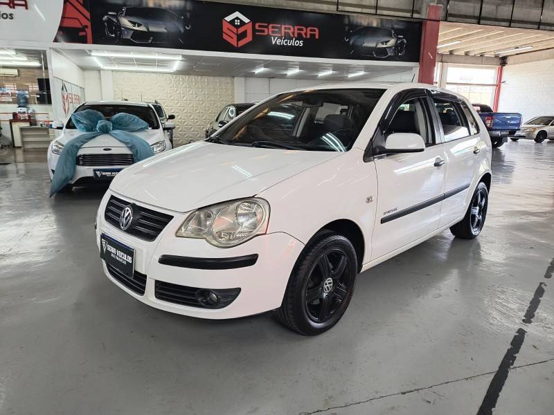 VOLKSWAGEN - POLO - 2007/2008 - Branca - R$ 33.900,00