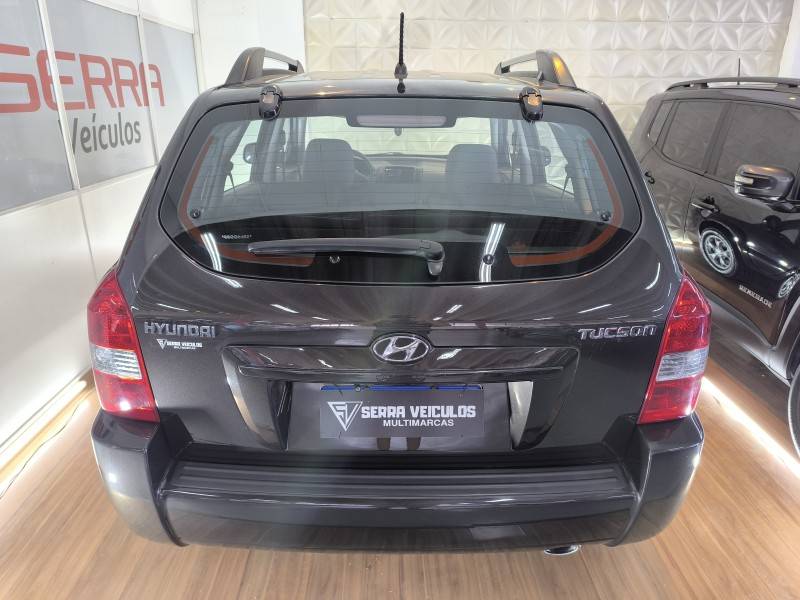 HYUNDAI - TUCSON - 2010/2011 - Preta - R$ 42.900,00